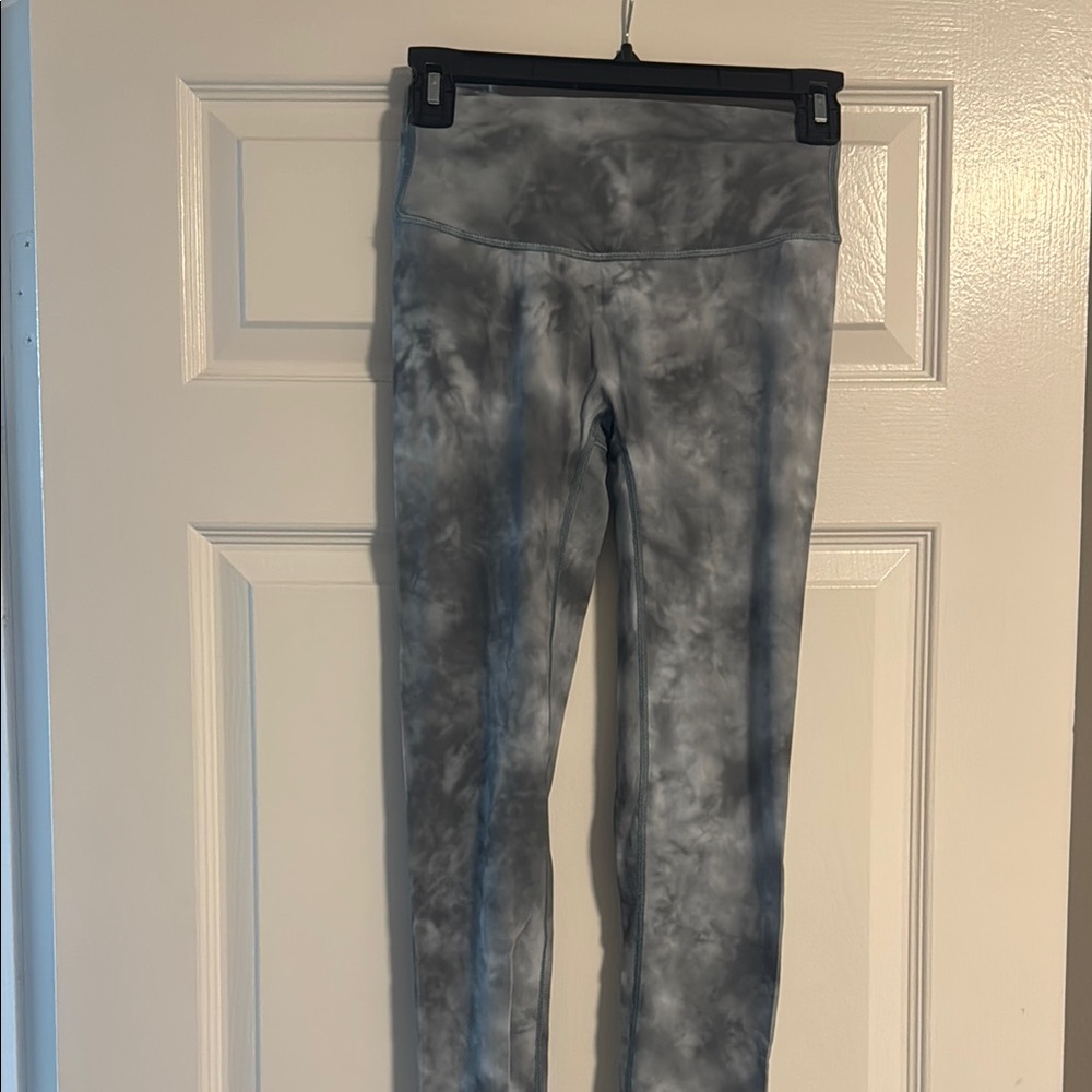 Dusty Blue tie-dye Paragon leggings